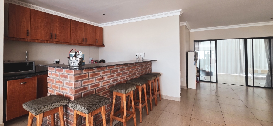 8 Bedroom Property for Sale in West Bank Eastern Cape